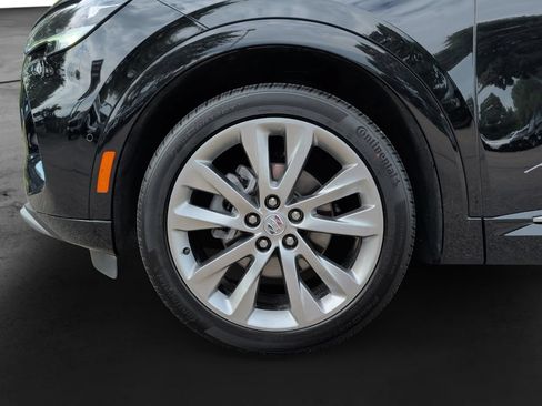 Used 2023 Buick Envision Avenir AWD/4WD image 9