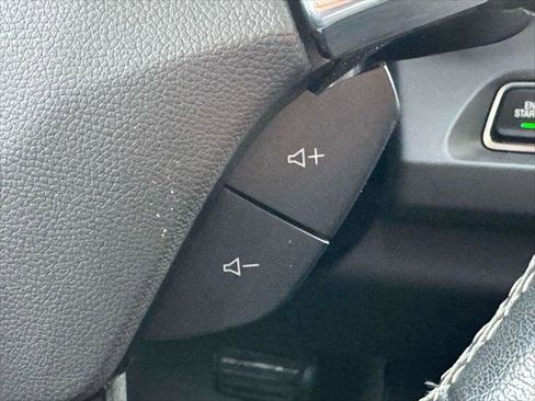 Used 2023 Chevrolet Camaro LT w/ Technology Package image 23