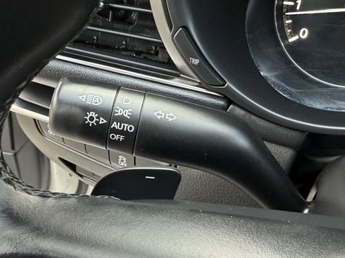 Used 2022 MAZDA MAZDA3 s image 20