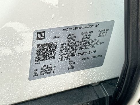 Used 2024 GMC Yukon Denali Ultimate AWD/4WD image 27