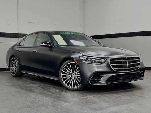 Used 2024 Mercedes-Benz S 500 4MATIC image 2