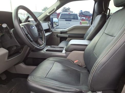 Used 2018 Ford F150 XLT w/ Equipment Group 302A Luxury AWD/4WD image 24