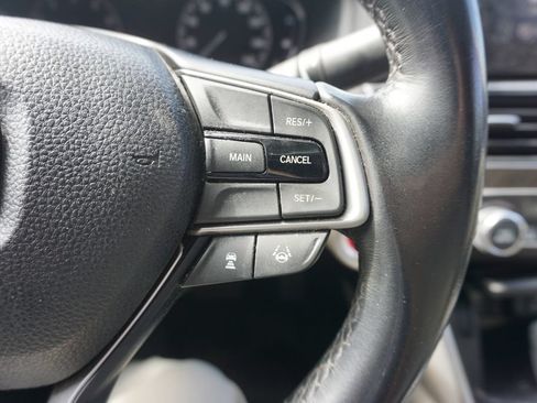 Used 2018 Honda Accord EX-L image 8