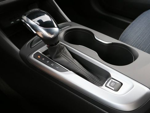 New 2026 Buick Envista Sport Touring FWD image 19
