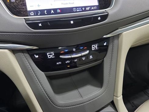 Used 2021 Cadillac XT5 Premium Luxury AWD/4WD image 21