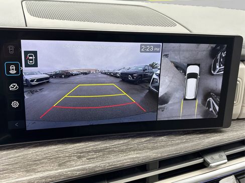 Used 2024 Hyundai Santa Fe Limited image 31