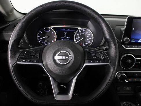 Certified 2024 Nissan Sentra SV FWD image 10