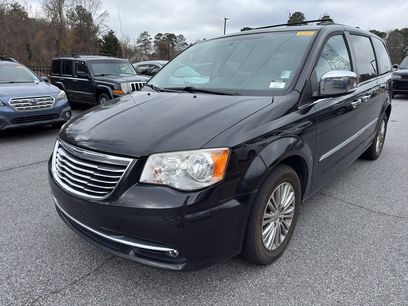 Used 2014 Chrysler Town & Country Touring-L w/ Driver Convenience Group