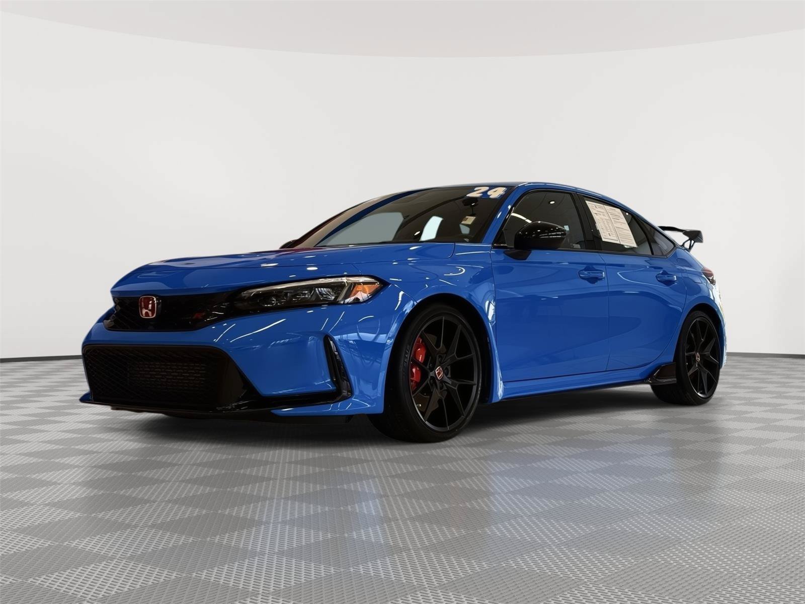 Used 2024 Honda Civic Type R image 1
