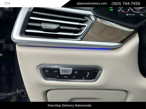 Used 2020 BMW X7 xDrive40i w/ Luxury Seating Package image 42