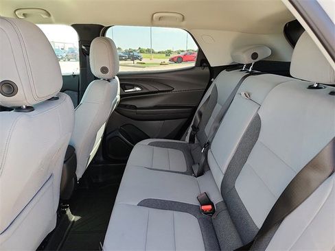 New 2025 Chevrolet TrailBlazer LT w/ Convenience Package image 9