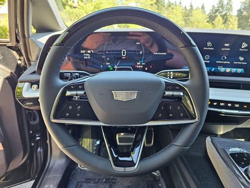 New 2026 Cadillac Optiq Sport 1 AWD/4WD image 24