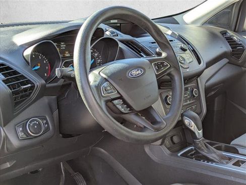Used 2018 Ford Escape SE image 9