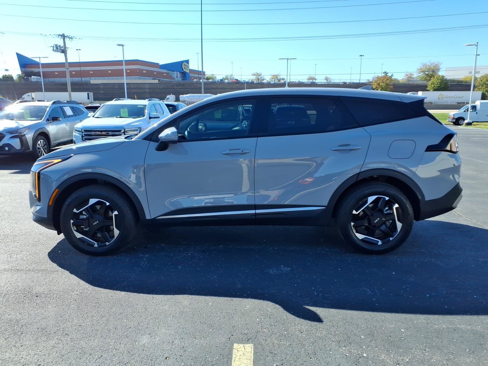 Used 2026 Kia Sportage S AWD/4WD image 4