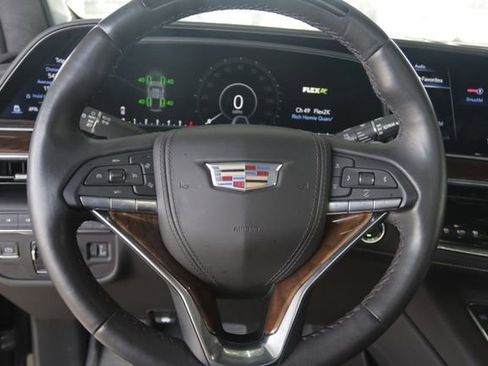 Certified 2023 Cadillac Escalade Sport Platinum w/ LPO, ONYX Package image 10