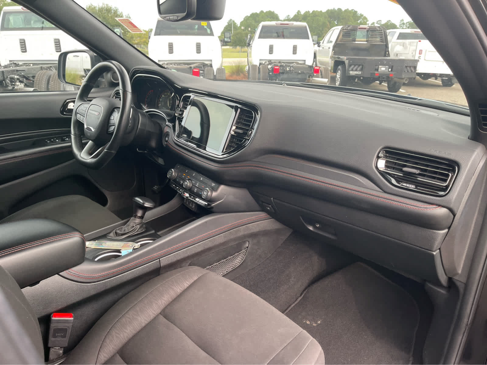 Used 2025 Dodge Durango GT AWD/4WD image 29