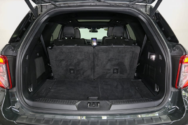 Used 2024 Ford Explorer ST w/ Equipment Group 401A AWD/4WD image 10