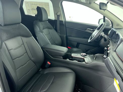 New 2026 Kia Sportage EX image 30