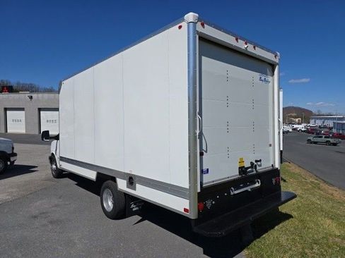 New 2025 GMC Savana 3500 Extended w/ Power Convenience Package image 3