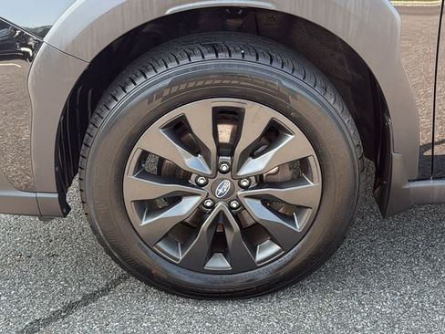 Certified 2023 Subaru Outback Onyx Edition AWD/4WD image 8