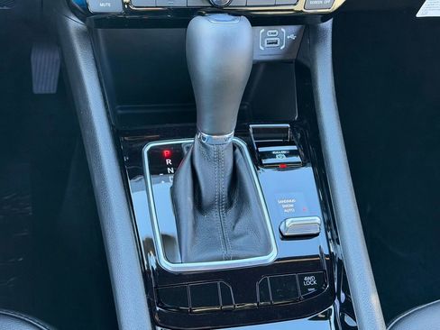 New 2026 Jeep Compass Latitude AWD/4WD image 12