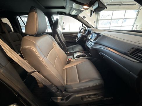 Certified 2023 Honda Passport EX-L image 26