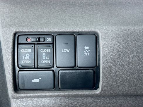 Used 2015 Honda Odyssey EX-L image 11