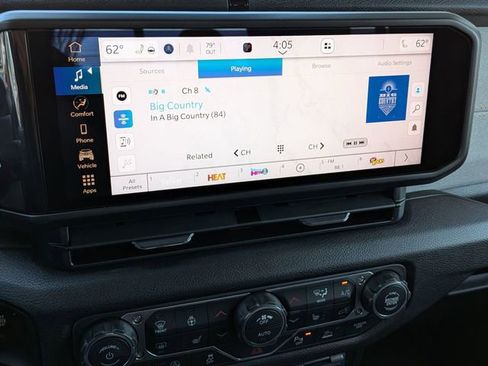 New 2026 Jeep Gladiator Willys AWD/4WD image 22