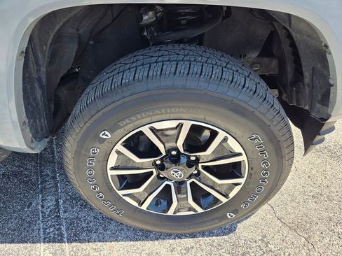 Used 2021 Toyota Tacoma TRD Sport RWD image 19
