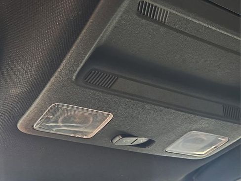 Used 2025 Ford Mustang GT Premium image 25