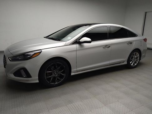 Used 2019 Hyundai Sonata Limited FWD image 2