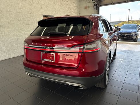 Used 2019 Lincoln Nautilus Select AWD/4WD image 7