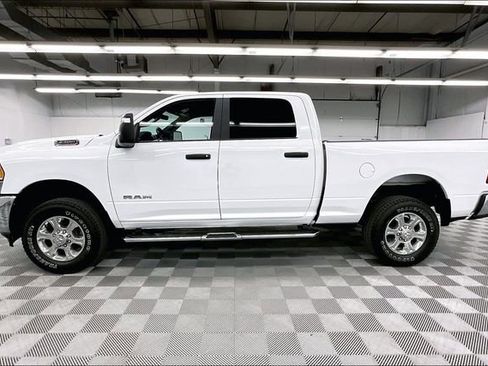 Used 2024 RAM 2500 Big Horn AWD/4WD image 14