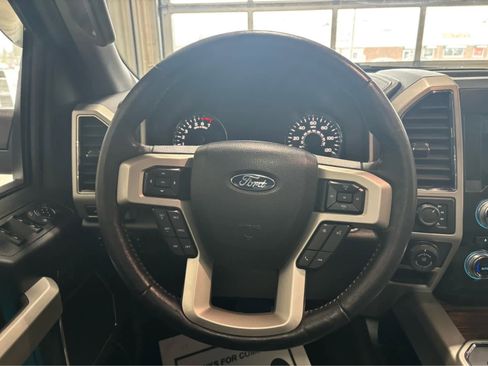 Used 2017 Ford F150 Lariat w/ Equipment Group 502A Luxury image 15