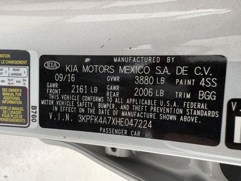 Used 2017 Kia Forte LX FWD image 31