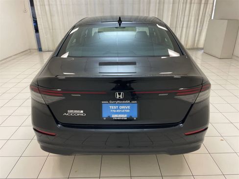 New 2025 Honda Accord SE image 28