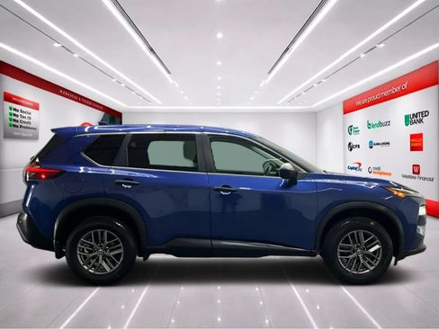 Used 2021 Nissan Rogue S AWD/4WD image 8