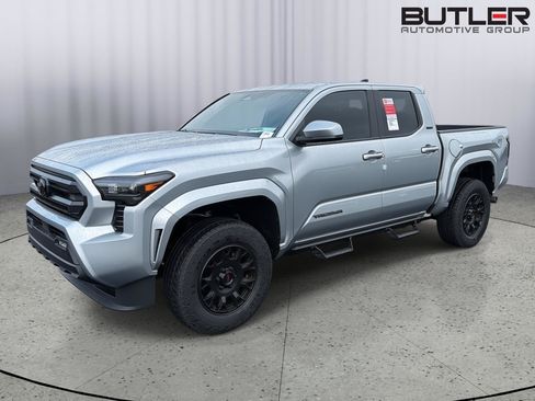 New 2026 Toyota Tacoma SR5 AWD/4WD image 2