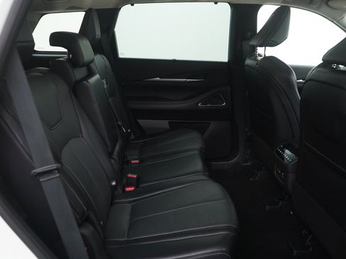 Used 2024 INFINITI QX60 Sensory image 14