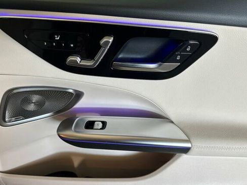 Certified 2025 Mercedes-Benz C 300 Sedan image 20