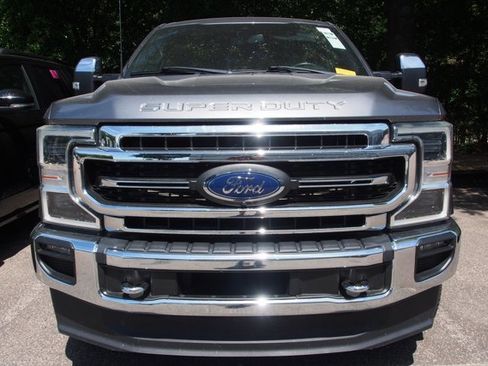 Certified 2022 Ford F250 Lariat w/ Lariat Ultimate Package AWD/4WD image 3