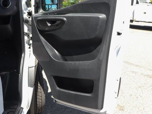 Used 2025 Mercedes-Benz Sprinter 2500 image 36