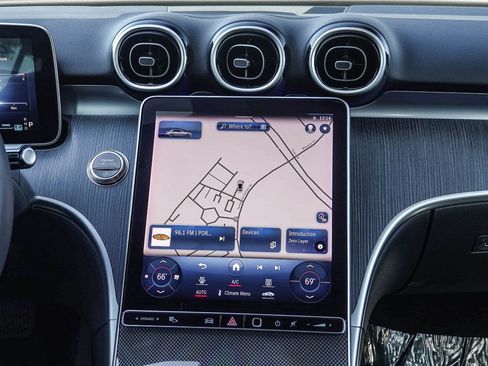 Used 2023 Mercedes-Benz C 300 Sedan image 12