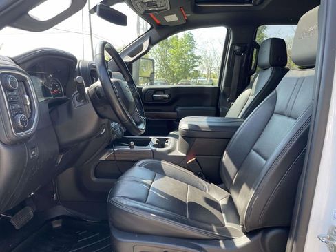 Used 2023 Chevrolet Silverado 2500 High Country AWD/4WD image 18