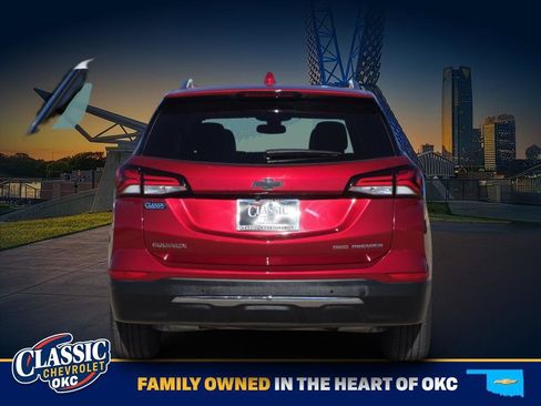 Used 2022 Chevrolet Equinox Premier image 6