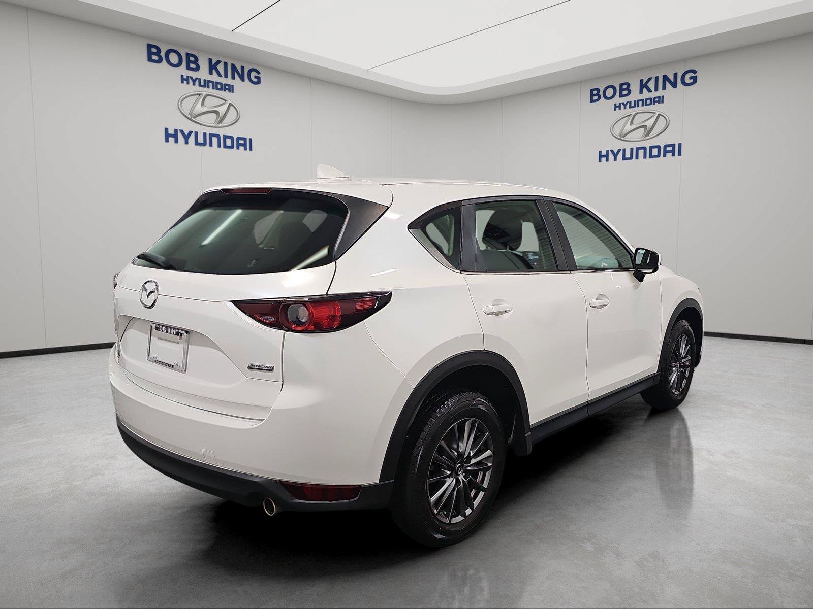 Used 2018 MAZDA CX-5 Sport w/ I-ACTIVSENSE Package FWD image 5