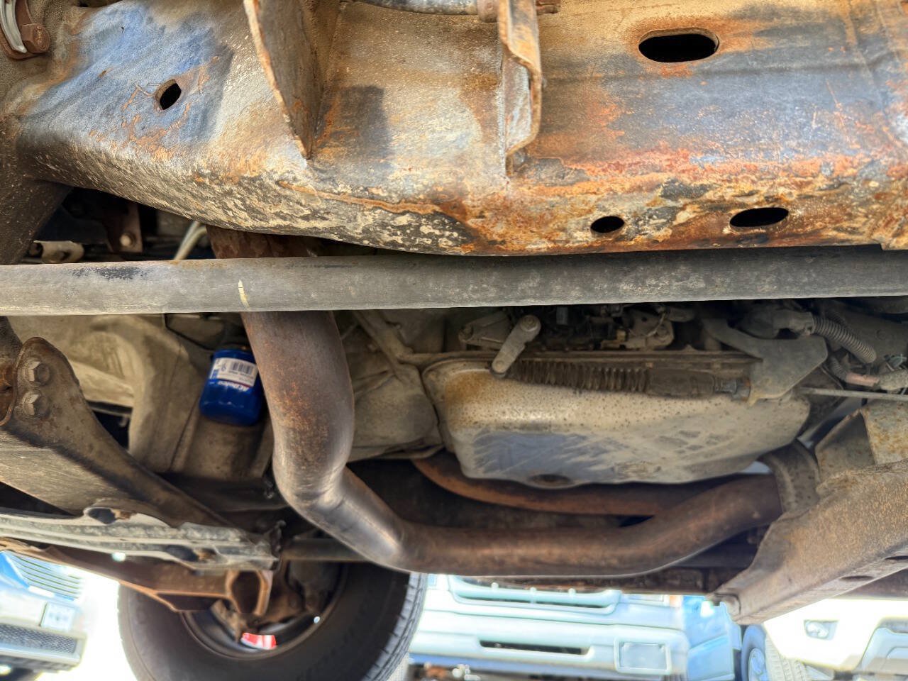 Used 2002 Chevrolet Silverado 2500 2WD Regular Cab image 32