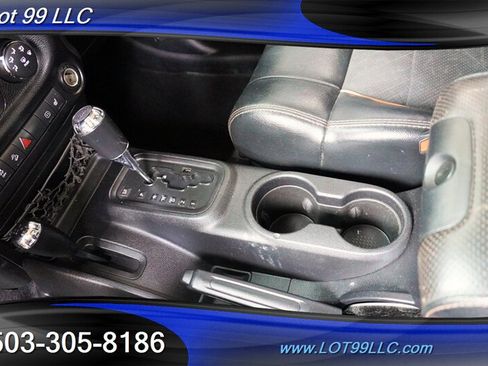 Used 2011 Jeep Wrangler Unlimited 70th Anniversary w/ Connectivity Group AWD/4WD image 26
