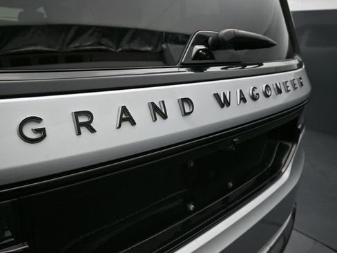 Used 2024 Jeep Grand Wagoneer L Series III w/ Quick Order Packagew 28T AWD/4WD image 10
