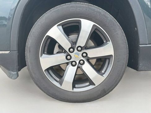 Used 2020 Chevrolet Traverse LT w/ LT Premium Package AWD/4WD image 33